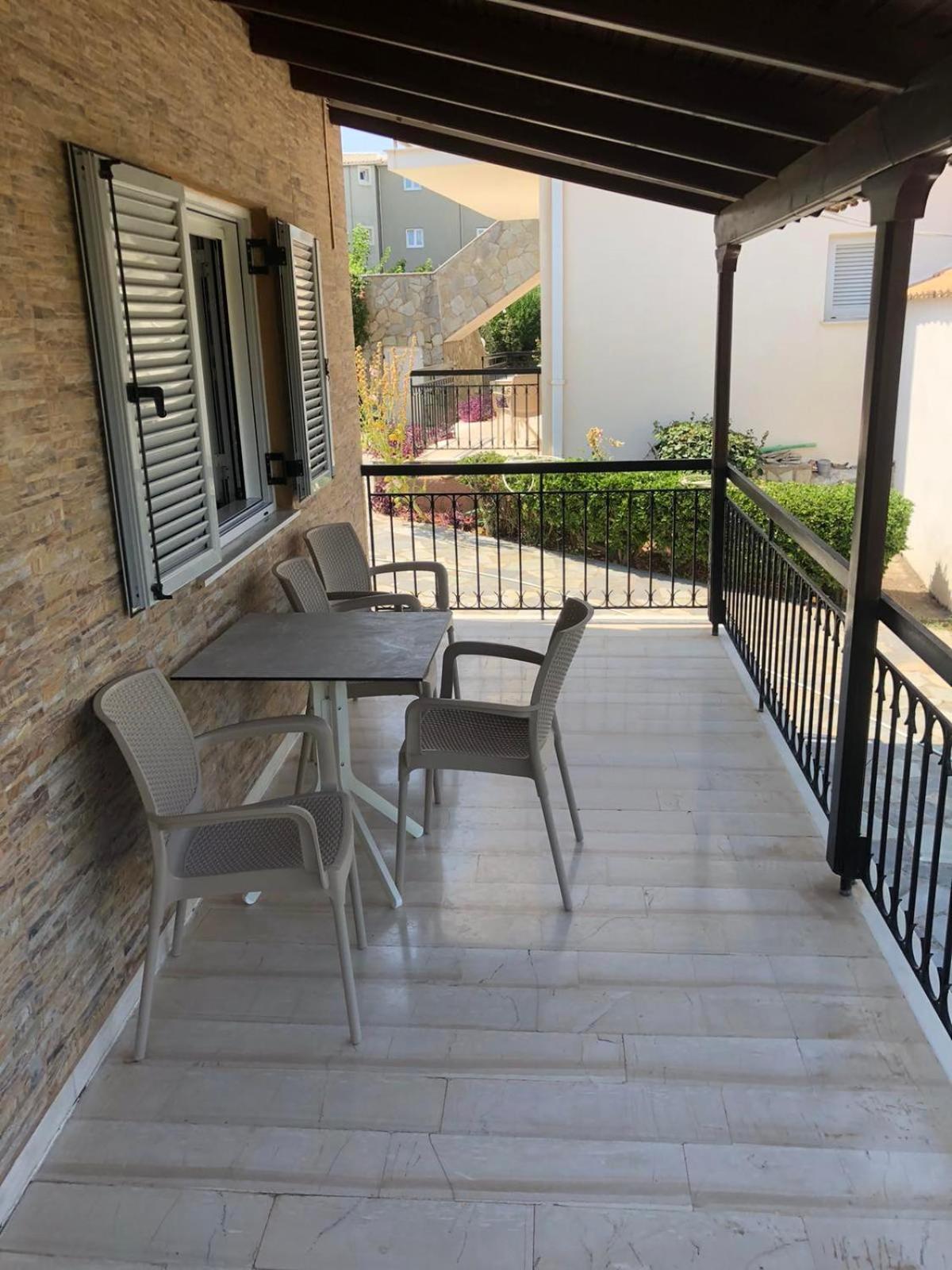 Dimitra Apartments G Gouvia Ngoại thất bức ảnh