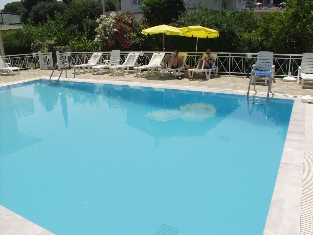 Dimitra Apartments G Gouvia Ngoại thất bức ảnh