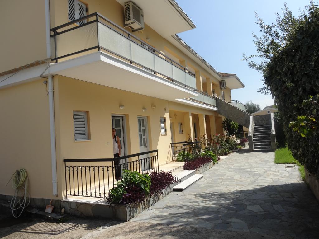 Dimitra Apartments G Gouvia Ngoại thất bức ảnh